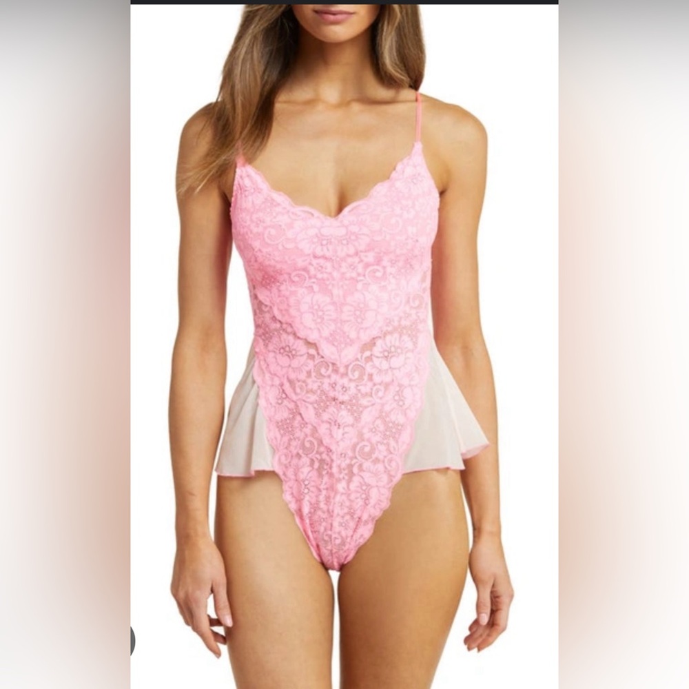 We Are Hah Rose Quartz/ pink Maid To Wear Lace Body Suit  Size S NWT